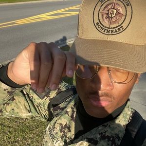 Meet your Posher, Caleb